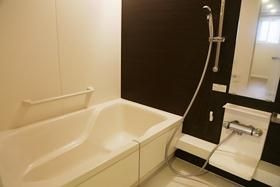 グローリオ清澄白河の浴室