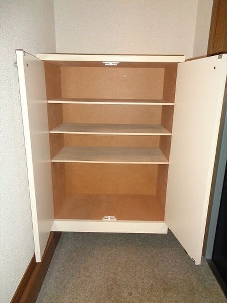 イトムンプラィの玄関