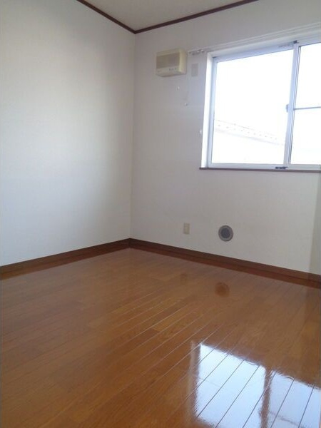 イトムンプラィの洋室