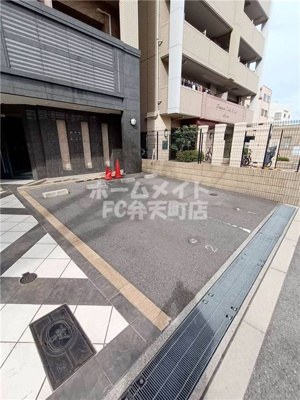 【駐車場】 | スワンズシティ大阪WEST