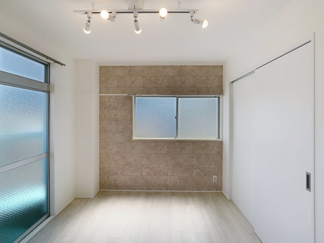 メゾンデフルールの居間・リビング