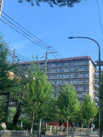 山科住宅Ａ棟の外観