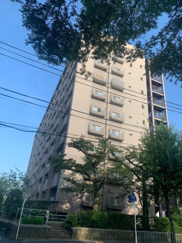 山科住宅Ａ棟の外観