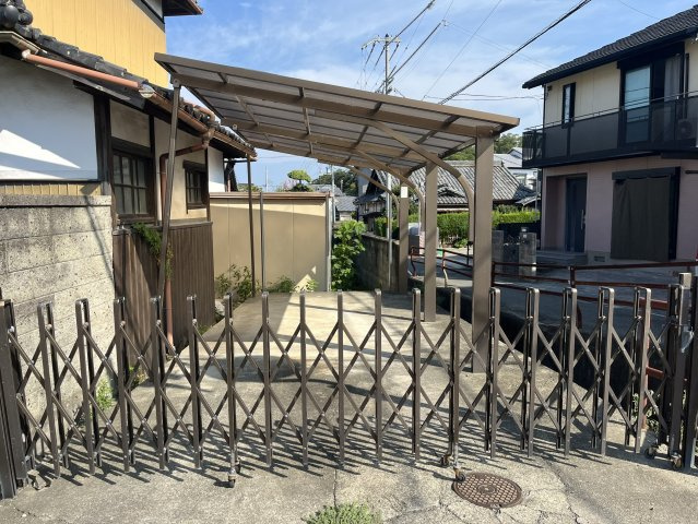 泉南郡岬町淡輪貸家の駐車場