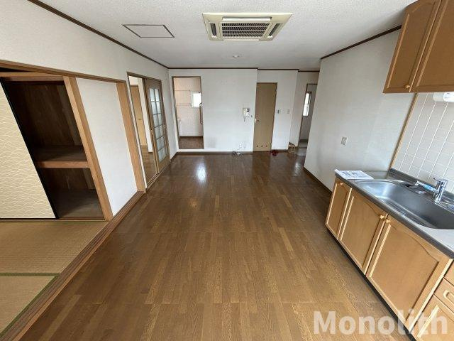 ユウパレス府中西の内装