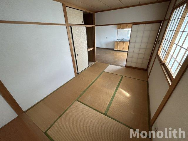 ユウパレス府中西の和室