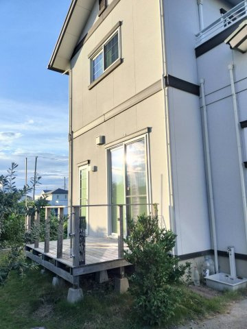 中古住宅　豊橋牛川西部土地区画整理の外観|ウッドデッキ