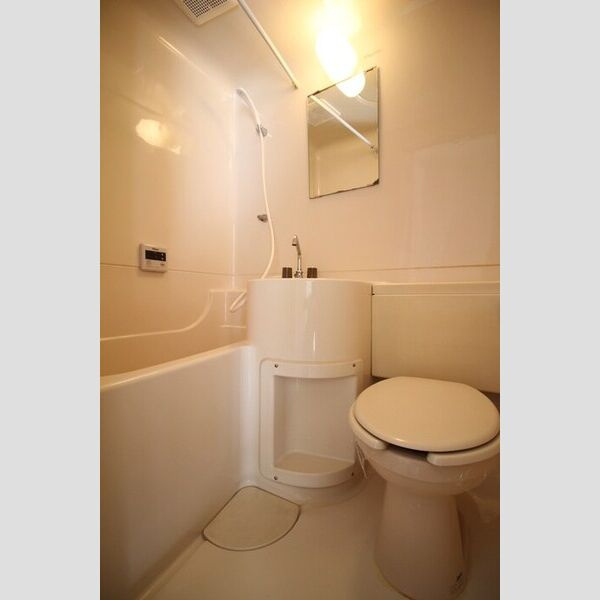 シャンポールK&Yの浴室