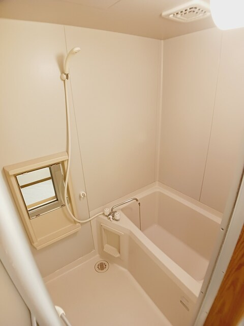 コーポさつきⅡの浴室|バス