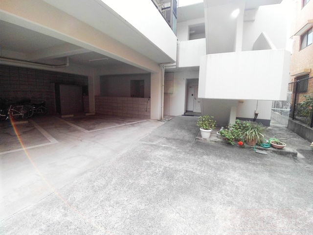 アムール王子公園のエントランス