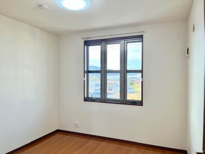 【洋室】 | メゾンワイツB