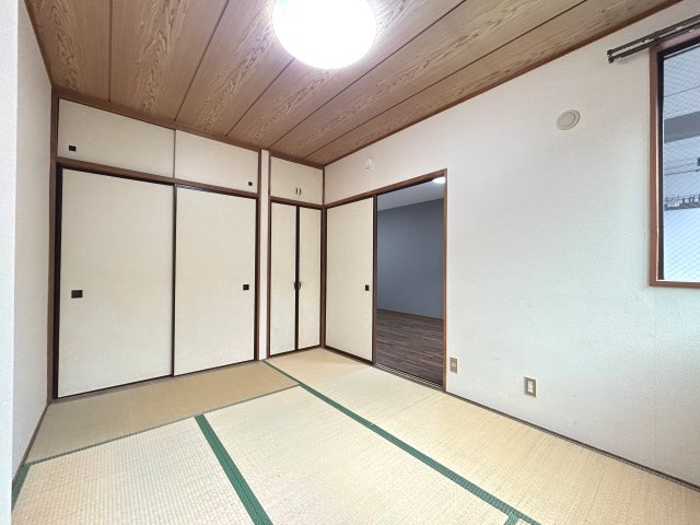 タジマハイツの和室