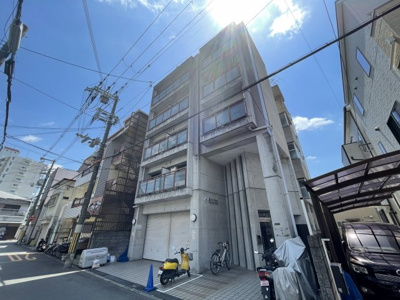 【外観】 | ベルメゾンステラ | エントランス部分がオシャレですね