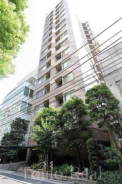 パークアクシス溜池山王の外観