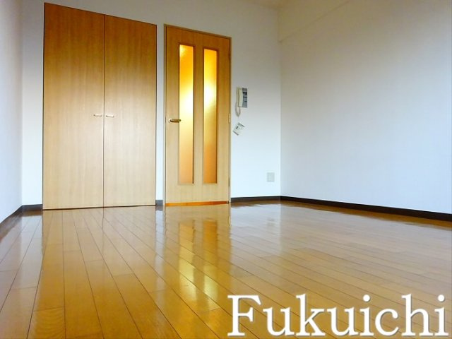 クレール目黒の居間・リビング