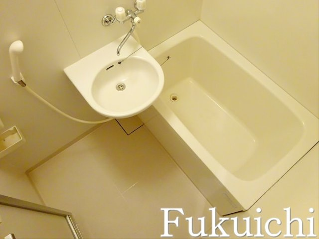 クレール目黒の浴室