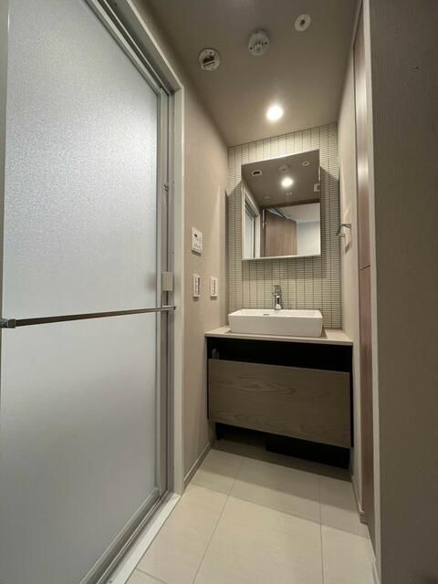 ザ・ライオンズミレス蔵前の独立洗面台