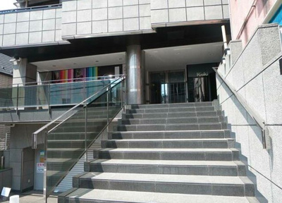 【エントランス】 | サントピア四谷 | ゆとりのあるエントランスです