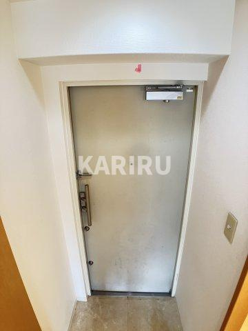 フォレストプラザ森下の玄関