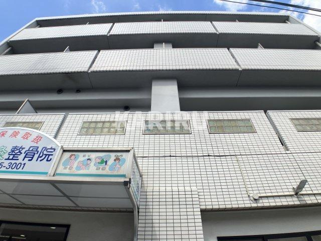 フォレストプラザ森下のエントランス