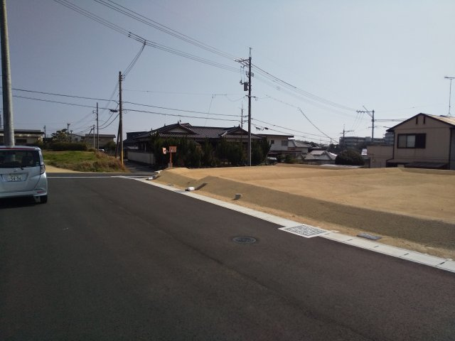 【前面道路含む現地写真】 | フィールズ西岐波（大沢） | ２号地前面道路