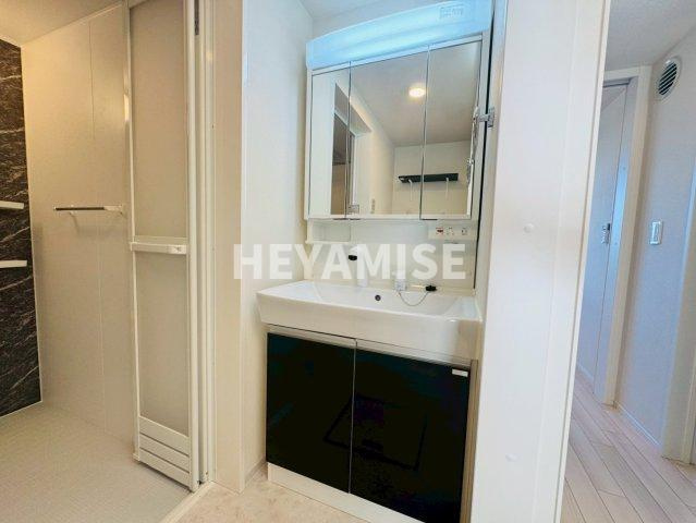 コムズ・ヴィルドミールの洗面所|※同物件反転間取の写真です※現況を優先します※