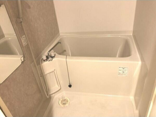 AHマンション泉の浴室
