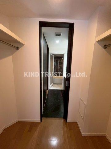 ディオ梅田の玄関|収納もある玄関です