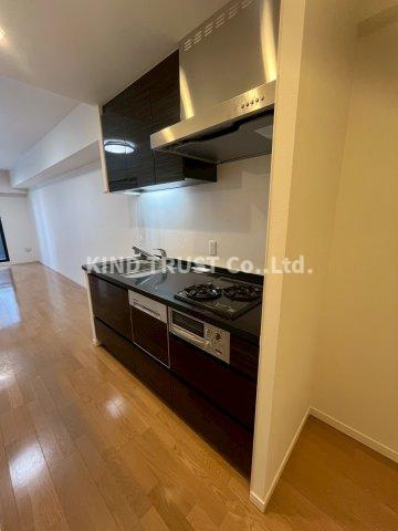 ディオ梅田のキッチン|コンパクトなキッチンで掃除もラクラク