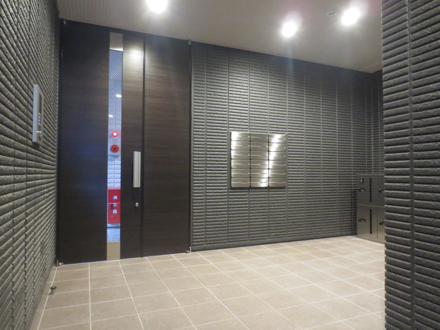 ＤＯＬＣＥ　ＶＩＴＡのエントランス|★オートロック付きエントランス★