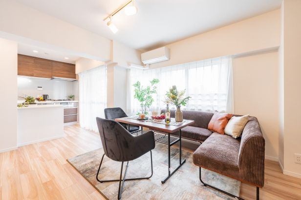 【居間・リビング】