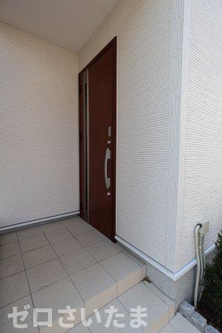《仲介手数料無料》志木市中宗岡３丁目10-5(全1戸)新築一戸建てリナージュの玄関
