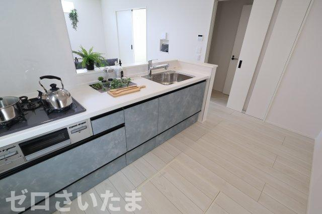 《仲介手数料無料》志木市中宗岡３丁目10-5(全1戸)新築一戸建てリナージュのキッチン