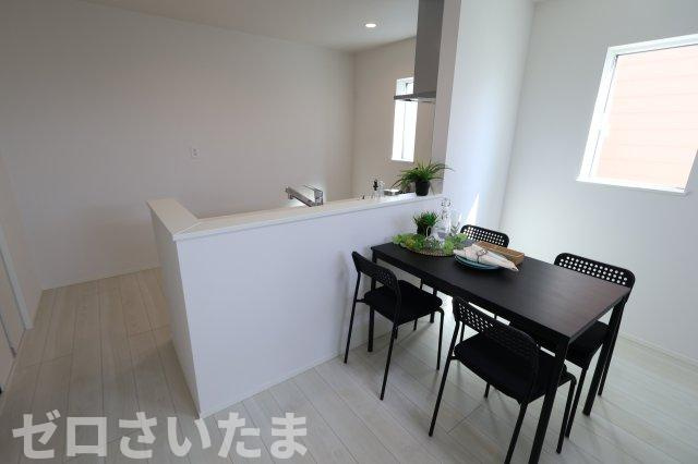 《仲介手数料無料》志木市中宗岡３丁目10-5(全1戸)新築一戸建てリナージュのキッチン