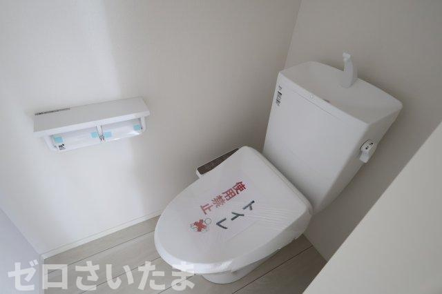 《仲介手数料無料》志木市中宗岡３丁目10-5(全1戸)新築一戸建てリナージュのトイレ