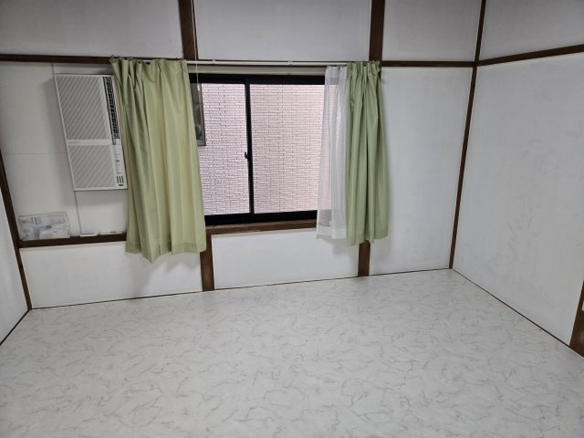 セイカ荘の洋室