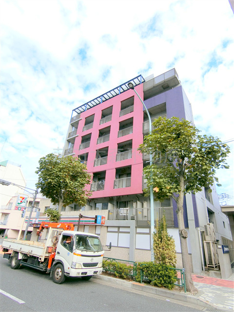 The Blue 8(ザブルーエイトの外観