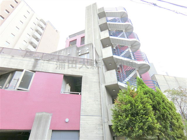 The Blue 8(ザブルーエイトの外観