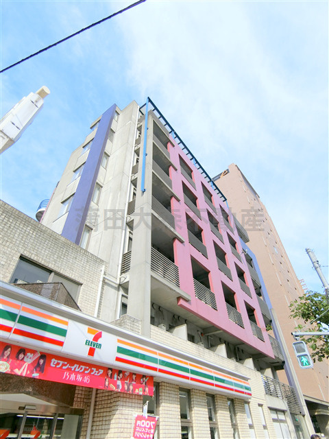 The Blue 8(ザブルーエイトの外観