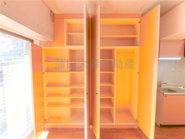 The Blue 8(ザブルーエイトの収納|棚収納とクローゼット