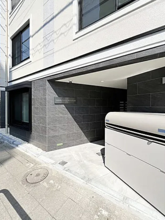 グランパセオ祐天寺イーストのロビー