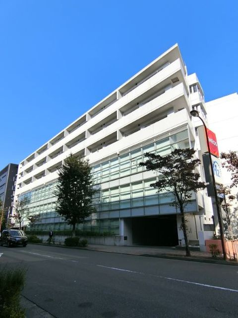 目黒区三田１丁目の賃貸マンションの外観