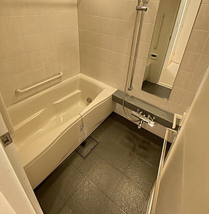 目黒区三田１丁目の賃貸マンションの浴室