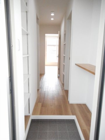 ポルックスの玄関