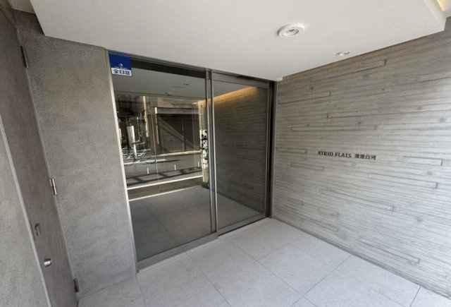 アトリオフラッツ清澄白河のエントランス