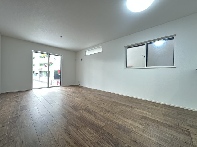 神戸市西区池上1丁目　新築戸建の居間・リビング