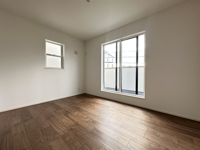 神戸市西区池上1丁目　新築戸建の洋室