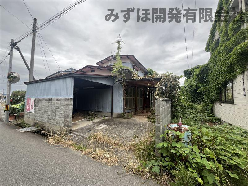 山形市下条町三丁目12-28の周辺|古屋有り、現況での引渡しになります。