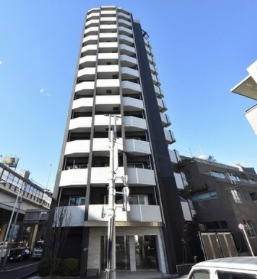 港区南青山６丁目の賃貸マンション