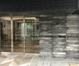 江東区古石場１丁目の賃貸マンションのエントランス